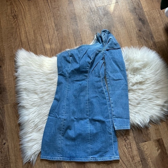 GRLFRND Ellie Dress In No Limits - Picture 2 of 5